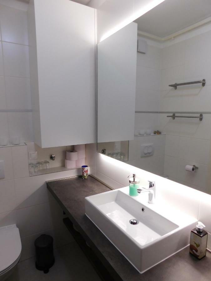 Apartman Nadja Arena Загреб Екстериор снимка