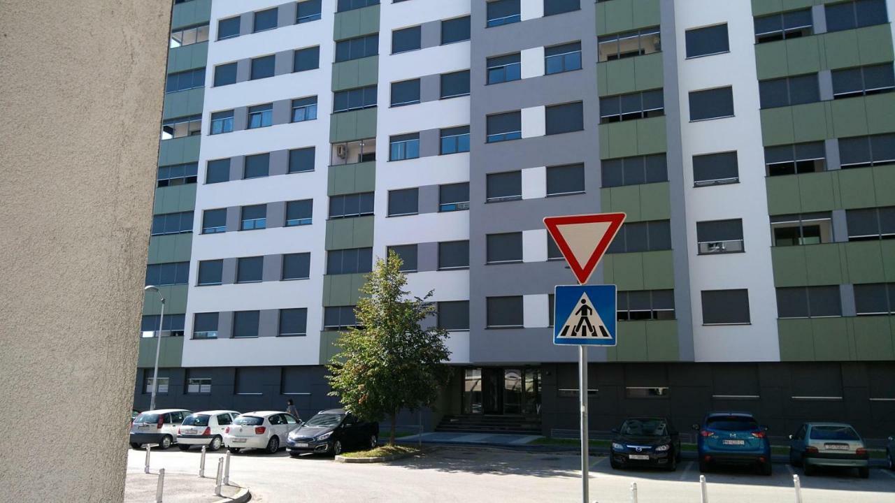 Apartman Nadja Arena Загреб Екстериор снимка